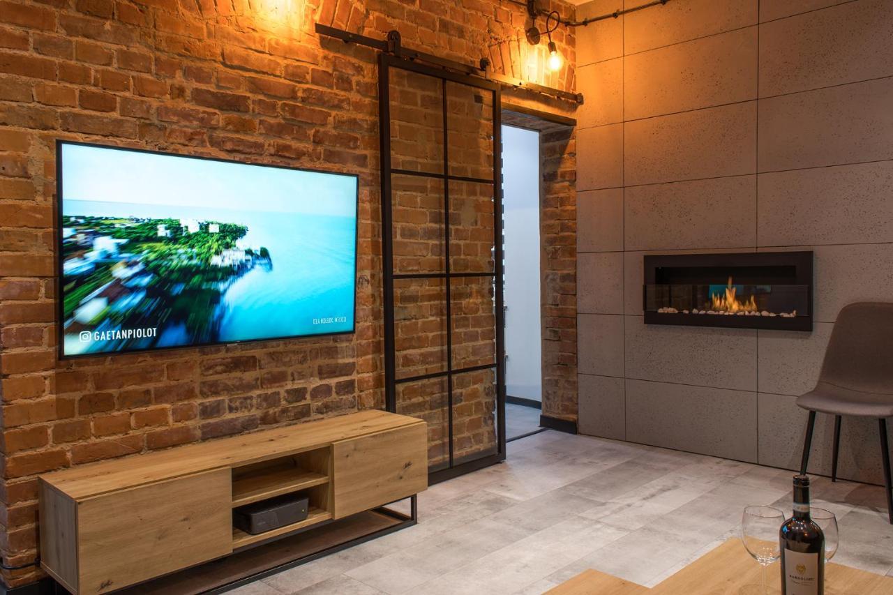 Apartament Black Loft Ниса Екстер'єр фото