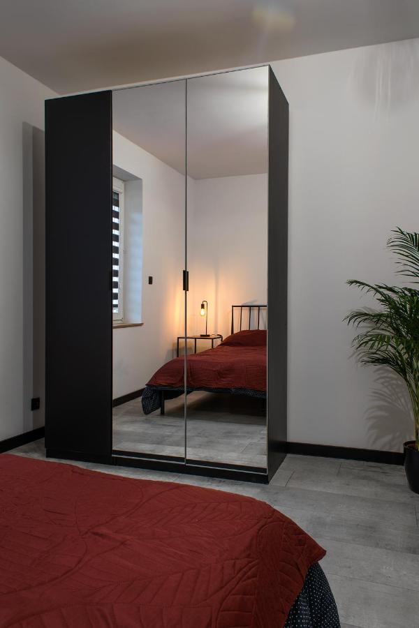 Apartament Black Loft Ниса Екстер'єр фото